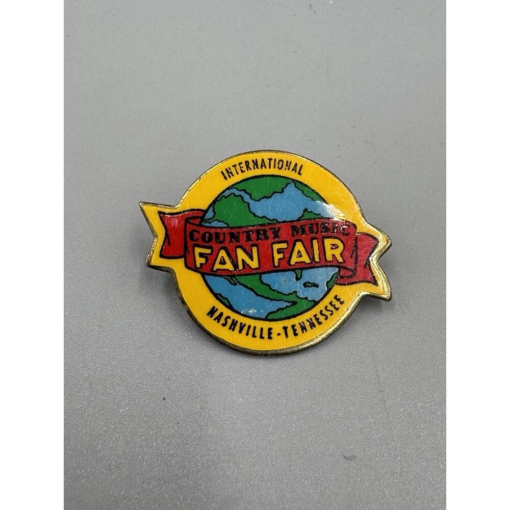Vintage‎ Nashville TN International Country Music Fan Fair Lapel Pin